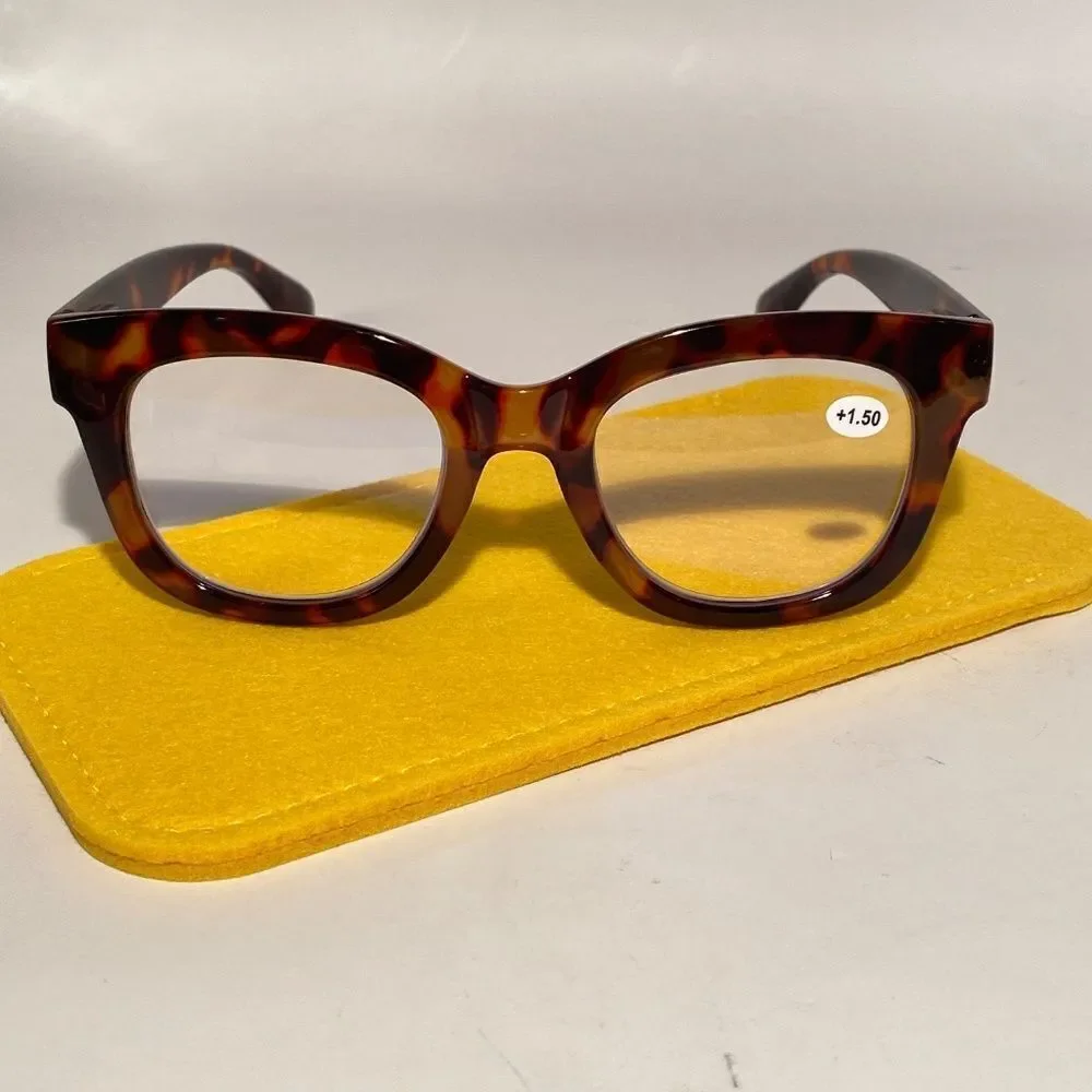 1492 Mona Reading Glasses 1.50 Reading Glasses Tortoise Frames NWT